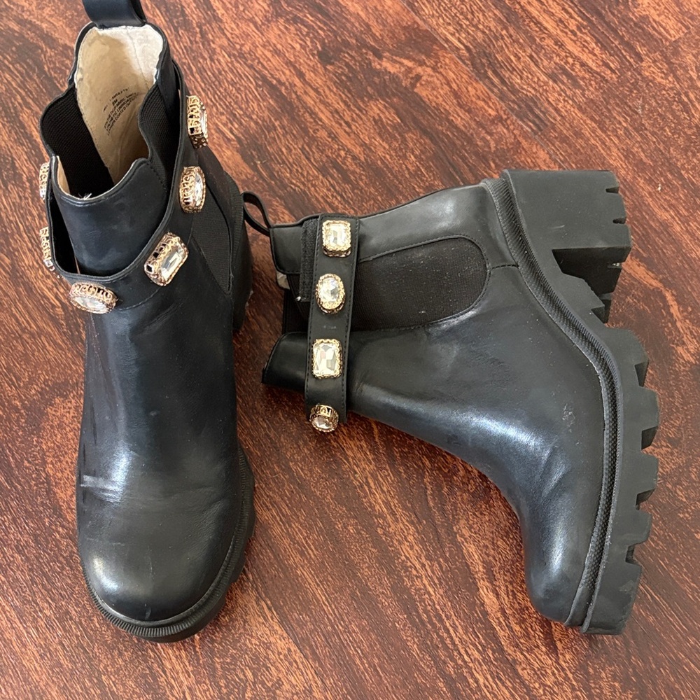 Steve Madden Black Ankle Boots with Gold Embellishments